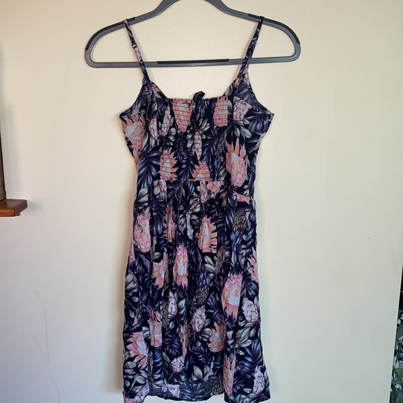 Summer Dress - Picture 4 of 4